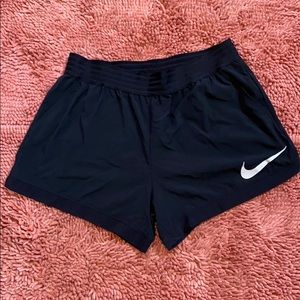 Nike Dri-Fit shorts w/pockets